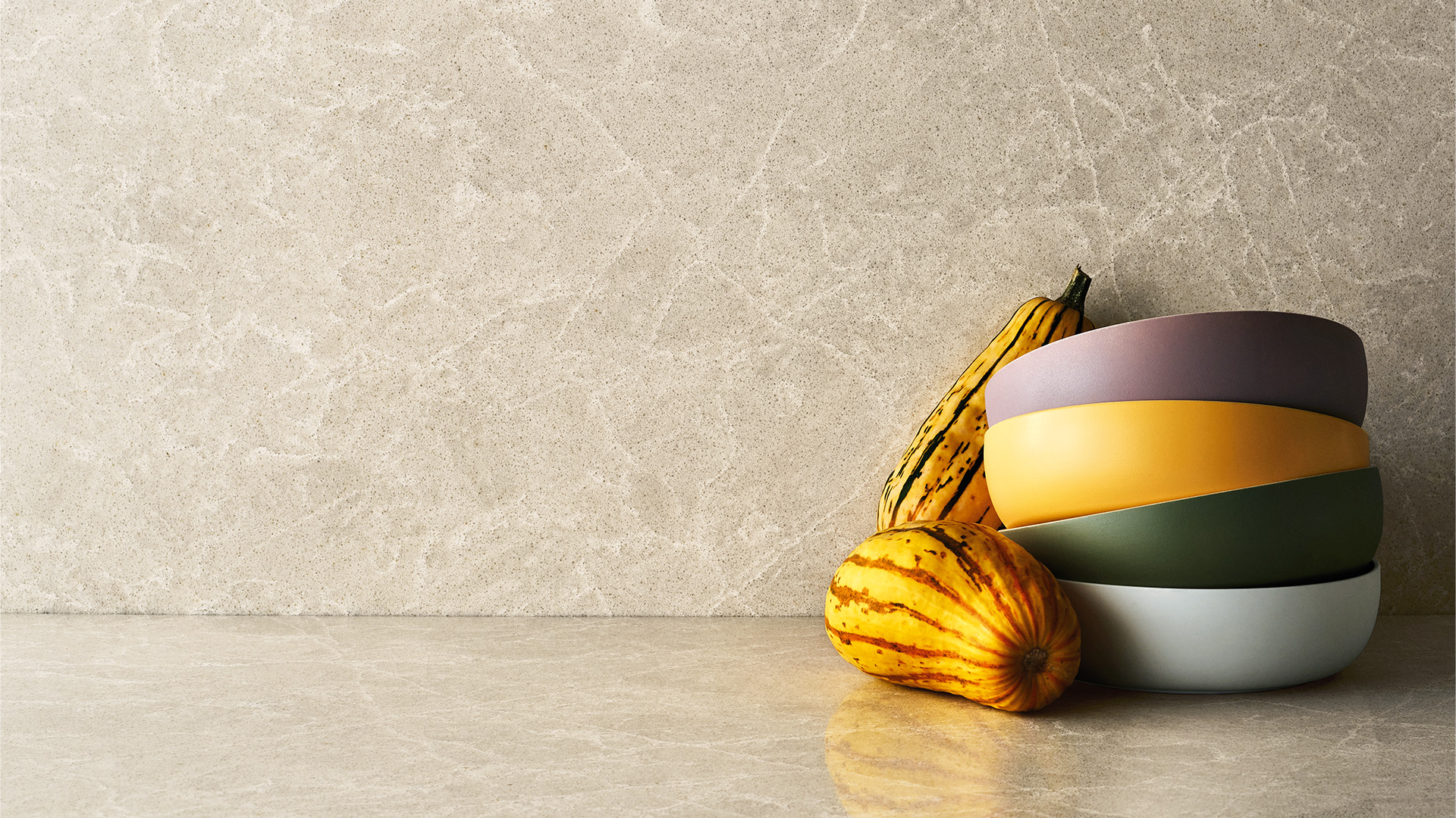 Cosmopolitan White Cosmopolitan White